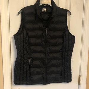 Comfy and cozy vest - barely worn. Adorable!